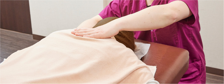 交通事故治療ページへ 交通事故治療の施術イメージ